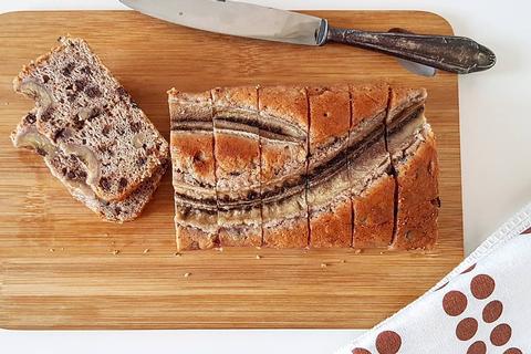 Banana bread con cioccolato e noci