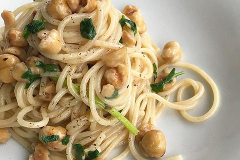 Spaghetti aglio, olio e peperoncino