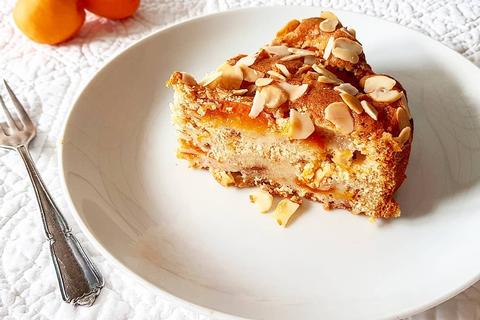 Torta alle albicocche e mandorle